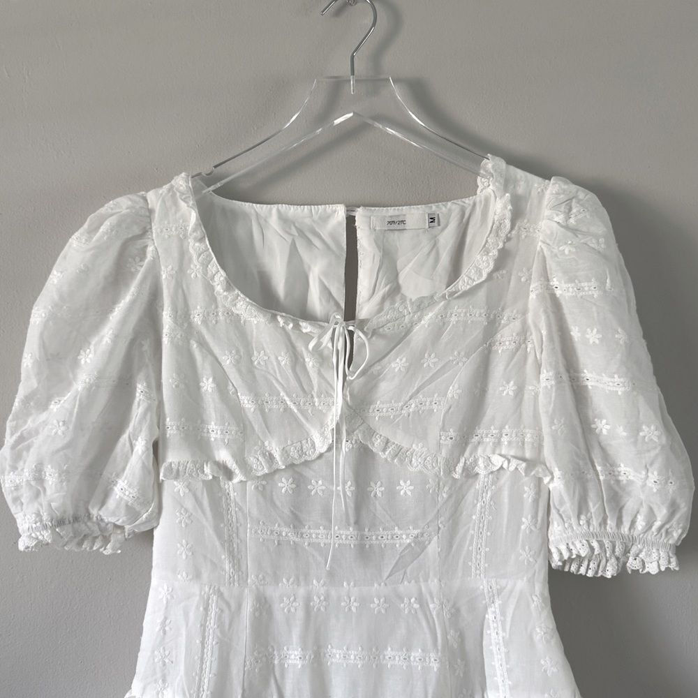 ⭕️ 70F/21C Dress White Medium - Picture 3 of 5